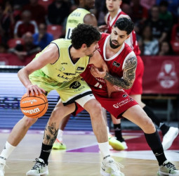 Robinson guía a un Casademont Zaragoza que coge aire ante el Hiopos Lleida (107-91)