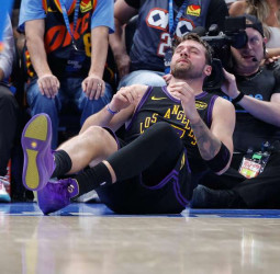 NBA: Luka Doncic se lesiona en la dura derrota de los Angeles Lakers ante los Thunder
