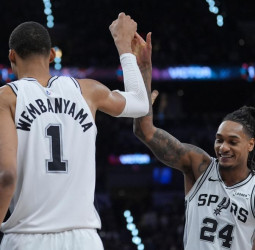 NBA: De’Aaron Fox sentencia la serie y mete a San Antonio Spurs en semifinales del Oeste (114-95) [4-1]