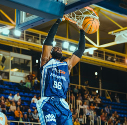 Jonathan Kasibabu se dejó todo sobre la pista en un final injusto para el Fuenlabrada, 80-79