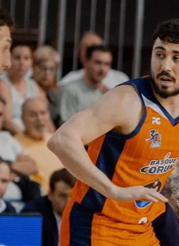 El ‘Partizan de Fuenlabrada’ gana sobre la bocina contra Leyma Coruña (75-74)