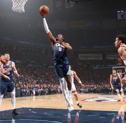 NBA: Shai Gilgeous-Alexander lidera a Oklahoma City Thunder y castiga a Phoenix Suns para el 2-0 (107-120)