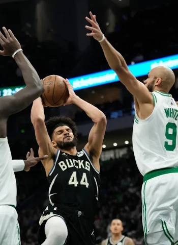 NBA: Boston Celtics arrollan a Milwaukee Bucks con un inicio demoledor (133-101)
