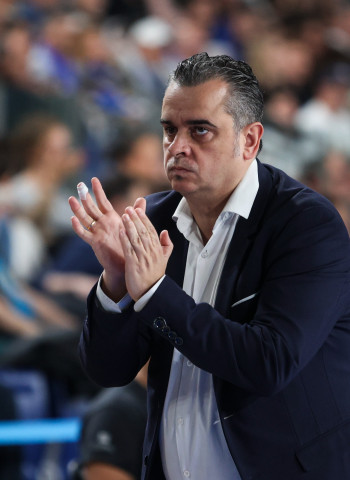 Iñaki Martín Named First FEB Division Coach of the Month for April