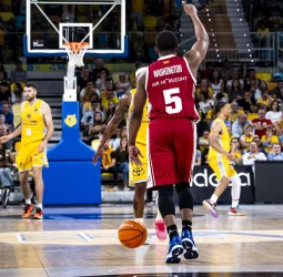 ACB: Casademont Zaragoza vence a Gran Canaria y aumenta la tensión clasificatoria (74-78)