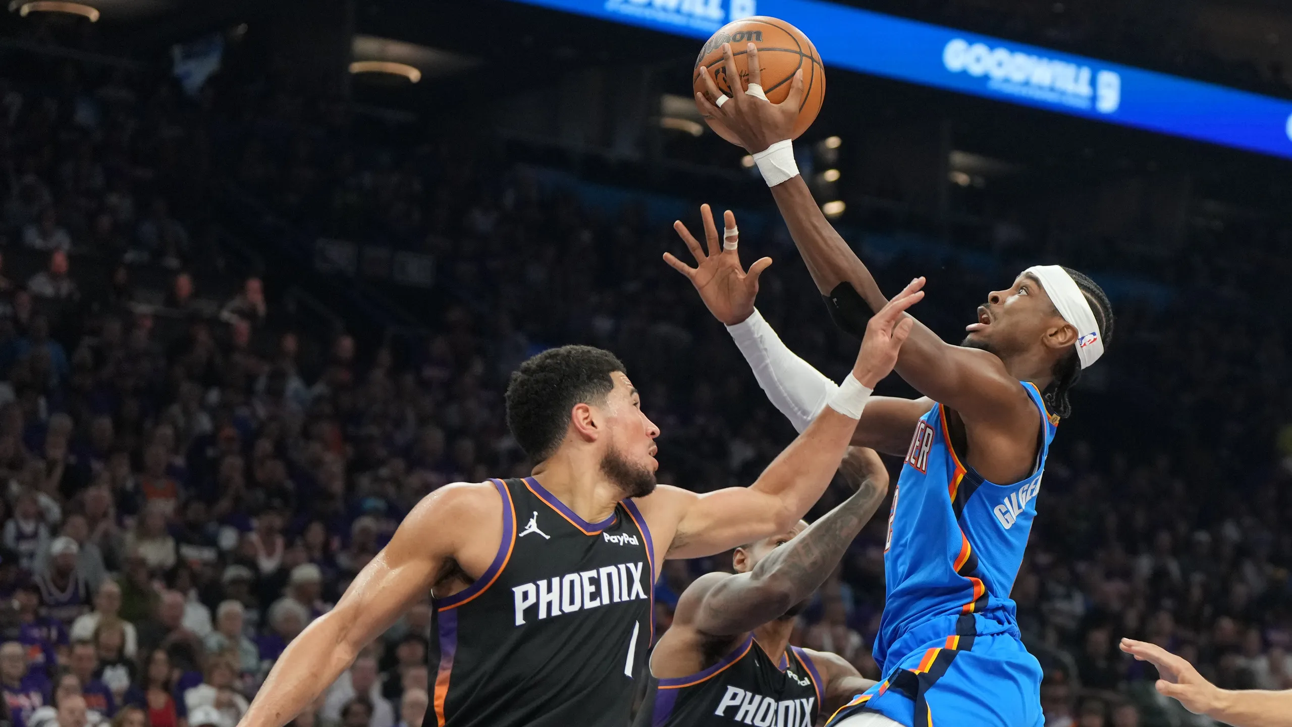 NBA: Shai Gilgeous-Alexander Dominates Phoenix Suns as Oklahoma City Thunder Inches Toward Sweep (121-109) [3-0]