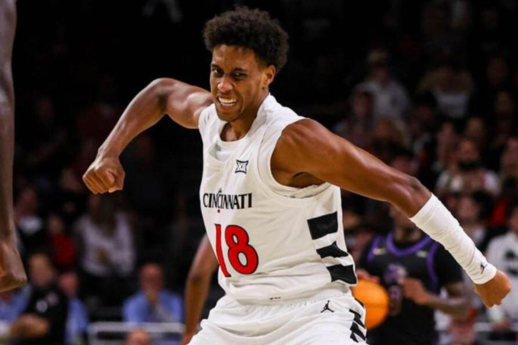 NCAA: Baba Miller sacude el mercado y entra al Transfer Portal con una quinta temporada en juego