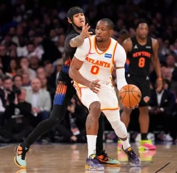 NBA: McCollum decide un thriller en Nueva York para los Hawks (107-106) [1-1]