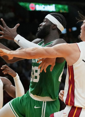 NBA: Jaylen Brown y Jayson Tatum arrasan al Miami Heat con un primer cuarto histórico de Boston Celtics (147-129)