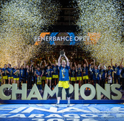 EuroLeague Women: Fenerbahce Opet se corona ante Galatasaray y firma su venganza en Zaragoza (68-55)