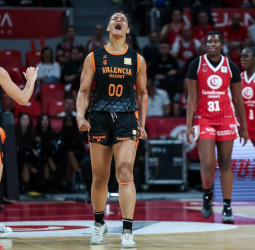 El Valencia Basket toma la delantera para acariciar el título liguero