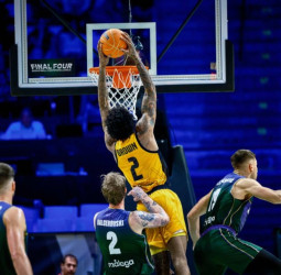 AEK no da opción a Unicaja y jugará la gran final de la BCL (65-78)