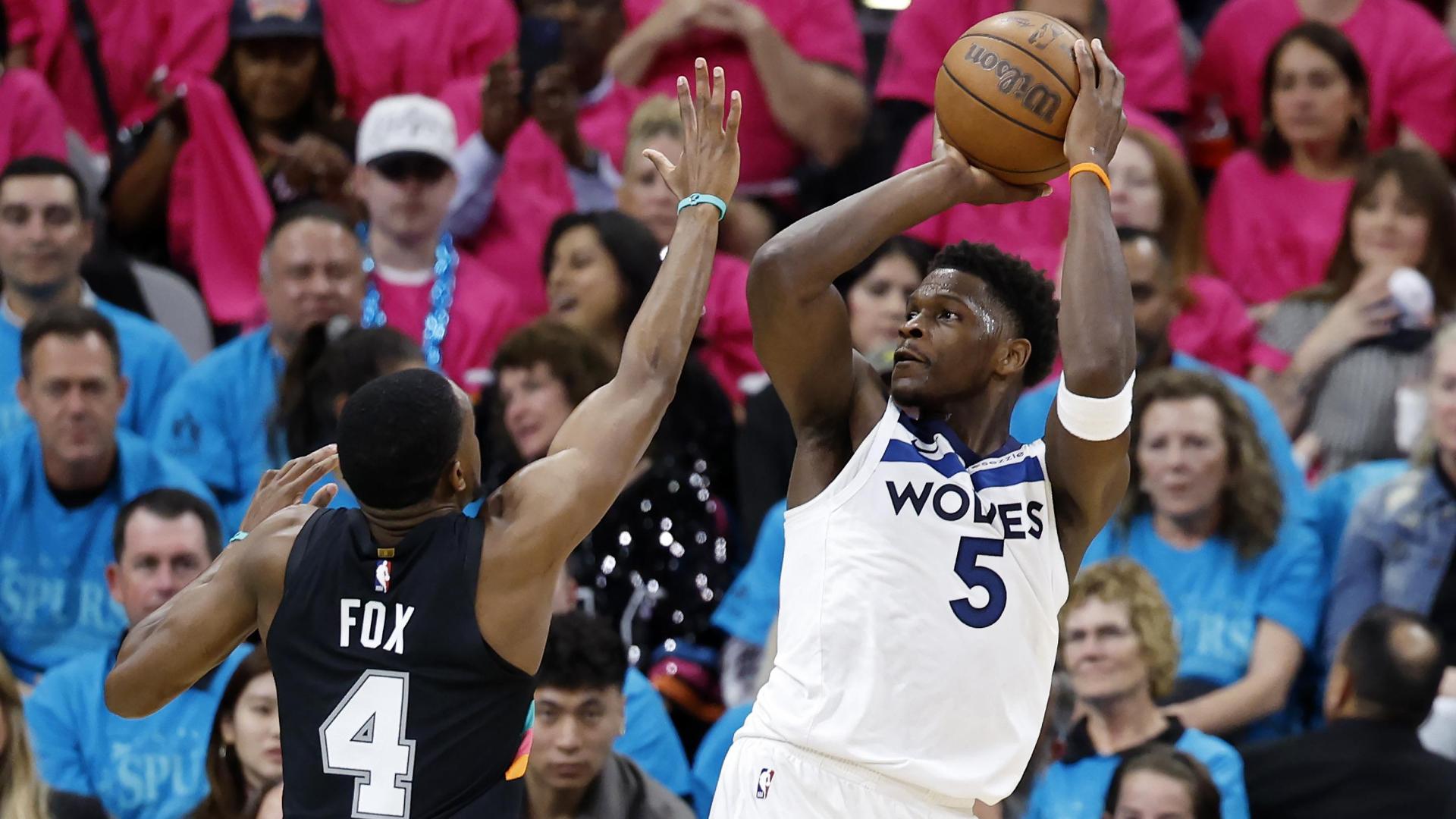 NBA: Edwards vuelve y Timberwolves frenan a Wembanyama en San Antonio (102-104) [0-1]