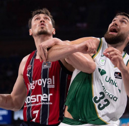 ACB: Baskonia asegura el factor cancha y deja al Unicaja fuera del Playoff (92-89)