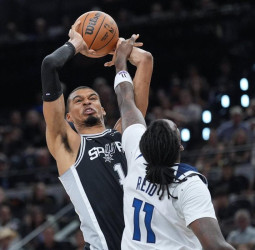 NBA: Victor Wembanyama responde tras su expulsión y acerca a Spurs a la final del Oeste (126-97) [3-2]