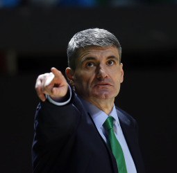 EuroLeague: Baskonia piensa en Velimir Perasovic como posible sustituto de Galbiati