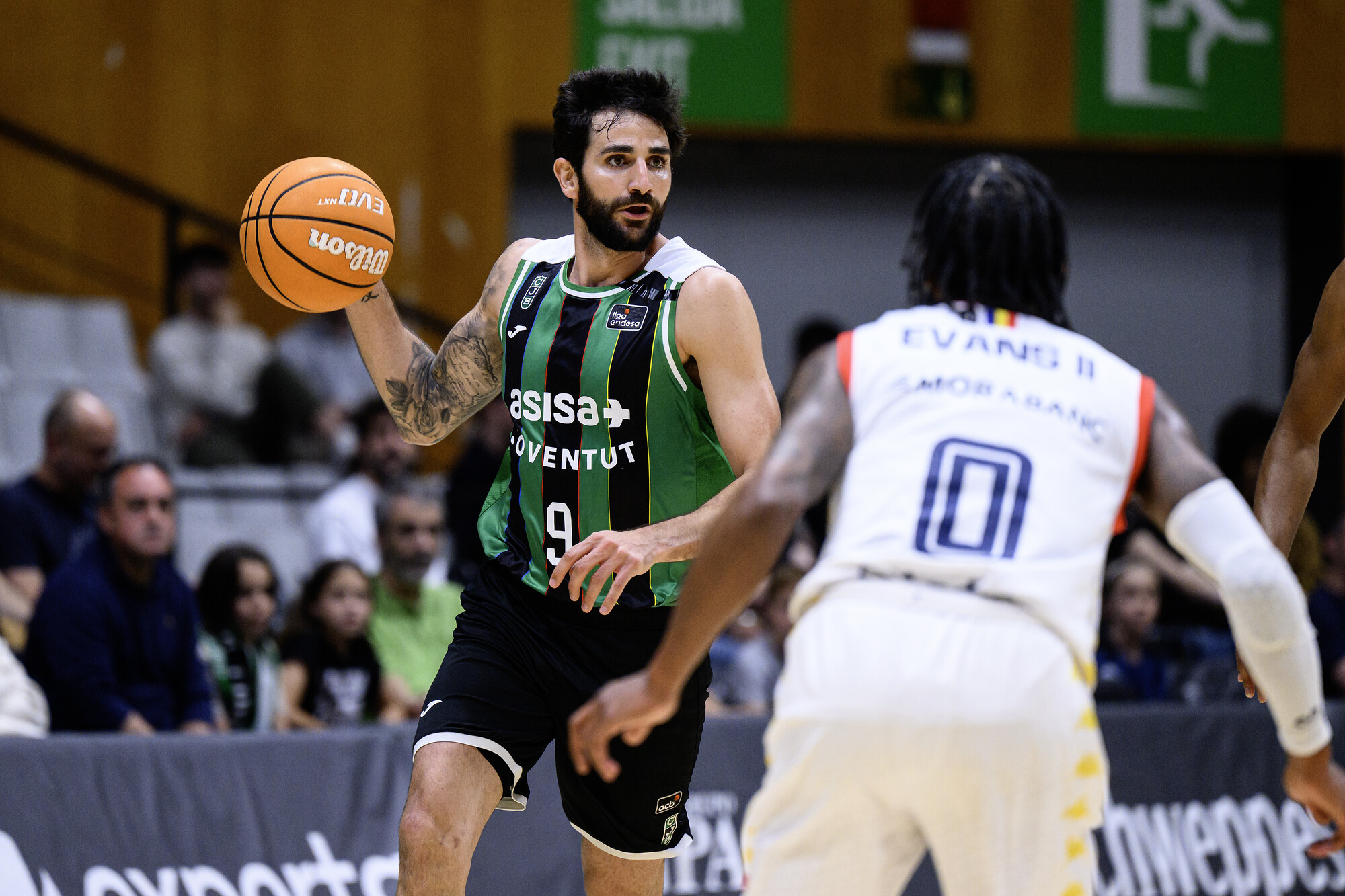 ACB: La Penya aplasta al MoraBanc Andorra y acaricia los Playoffs (101-79)