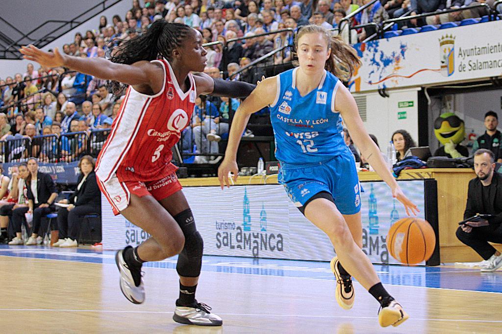 Valencia Basket and Perfumerías Avenida Take Slim Leads in Semifinal Openers