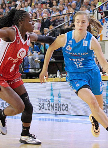 Valencia Basket y Perfumerías Avenida esbozan un tímido primer paso hacia la final