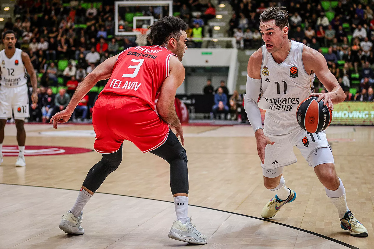 EuroLeague: Hapoel Tel Aviv frena al Real Madrid y alarga la serie (76-69) [2-1]