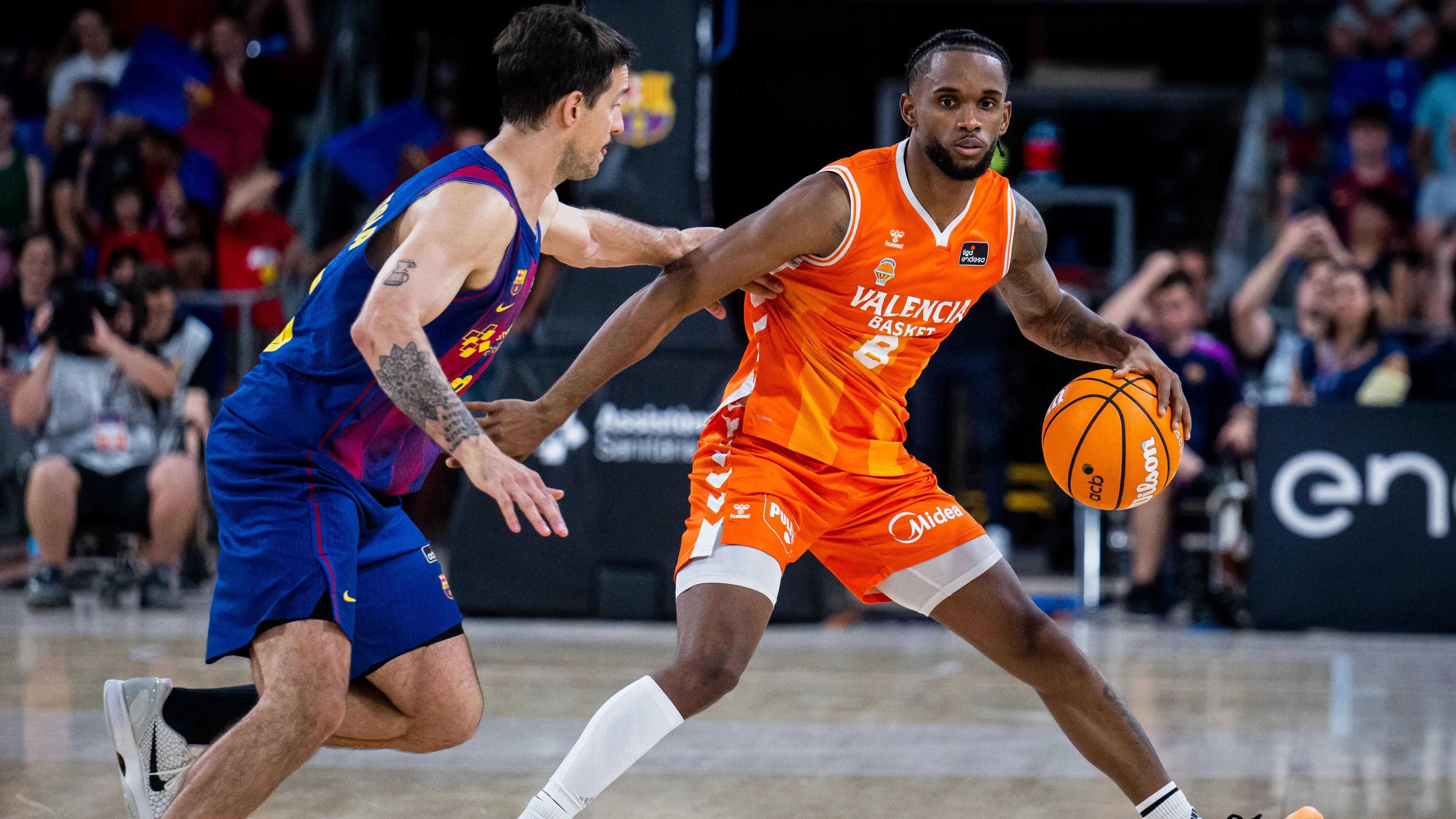 ACB: Valencia Basket Storms Palau, Finishes Second and Complicates Barcelona's Path (77-102)