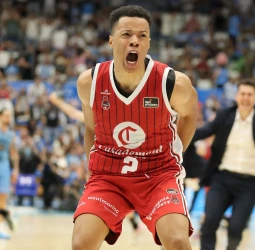 ACB: Spissu firma el milagro y salva al Casademont Zaragoza sobre la bocina en Lugo (94-95)