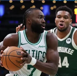 NBA Rumores: Proponen un traspaso a tres bandas con Giannis Antetokounmpo y Jaylen Brown como protagonistas