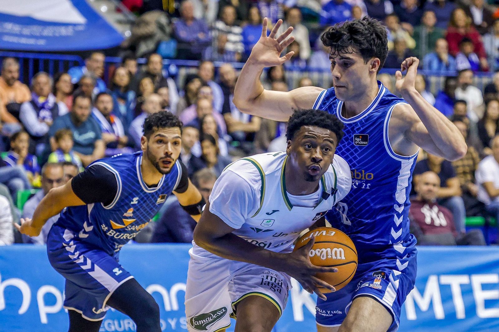 ACB: San Pablo Burgos Deepens Unicaja Crisis, Knocks Them Out of Playoff Spots (97-90)