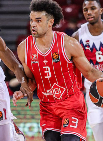 Elijah Bryant abandona Israel y preocupa al Hapoel Tel Aviv antes de los playoffs