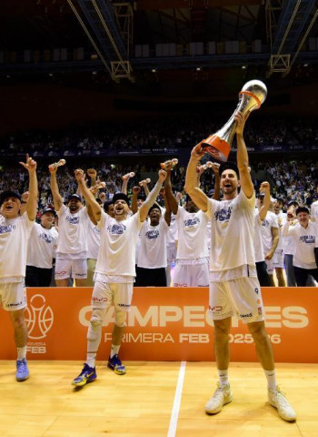 Título para Monbus Obradoiro, Playoffs para HLA Alicante y descenso para Grupo Caesa