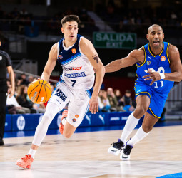 Flexicar Fuenlabrada gana el derbi en el Fernando Martín (77-70)
