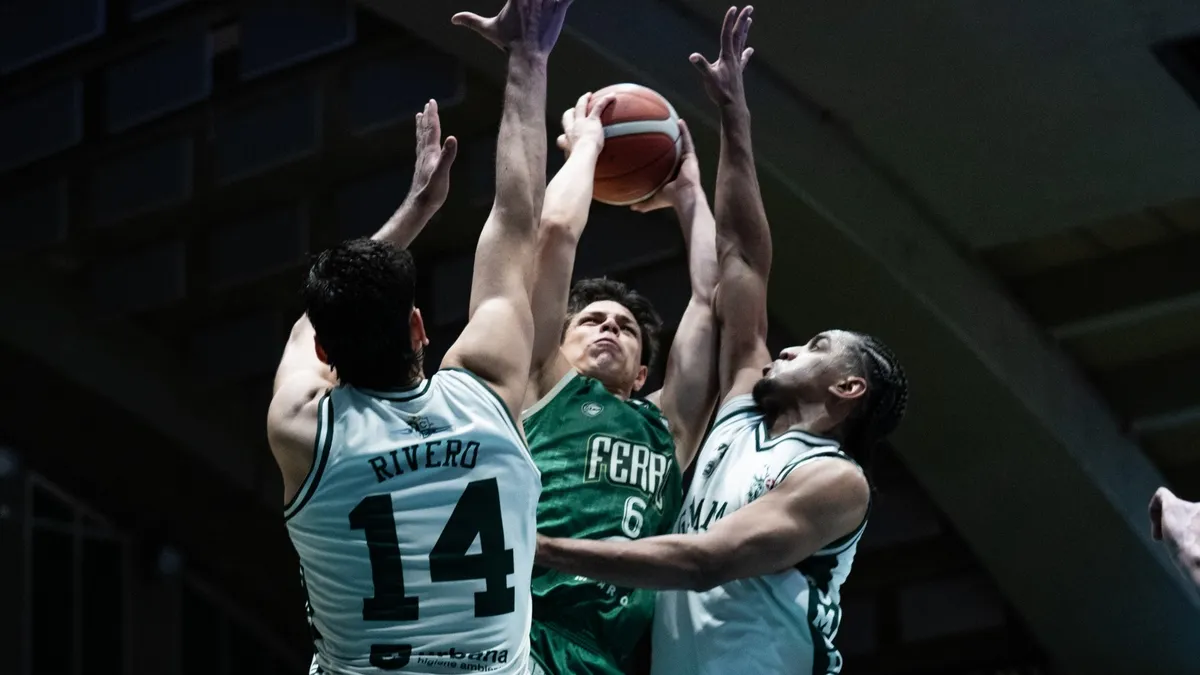 Ferro Wins to Force Game 4 in Semifinal, 74-70
