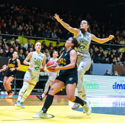 Ganó Obras y empató la serie Final de la liga femenina