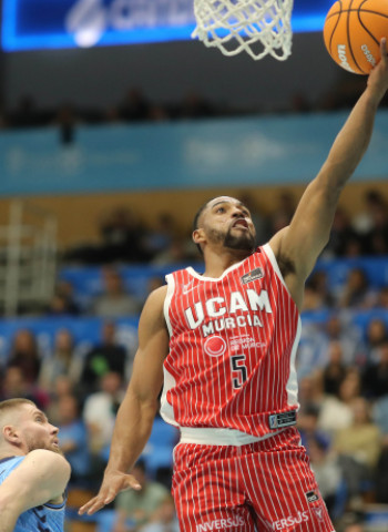 EuroLeague: Valencia Basket entra en la puja por David DeJulius junto a Baskonia