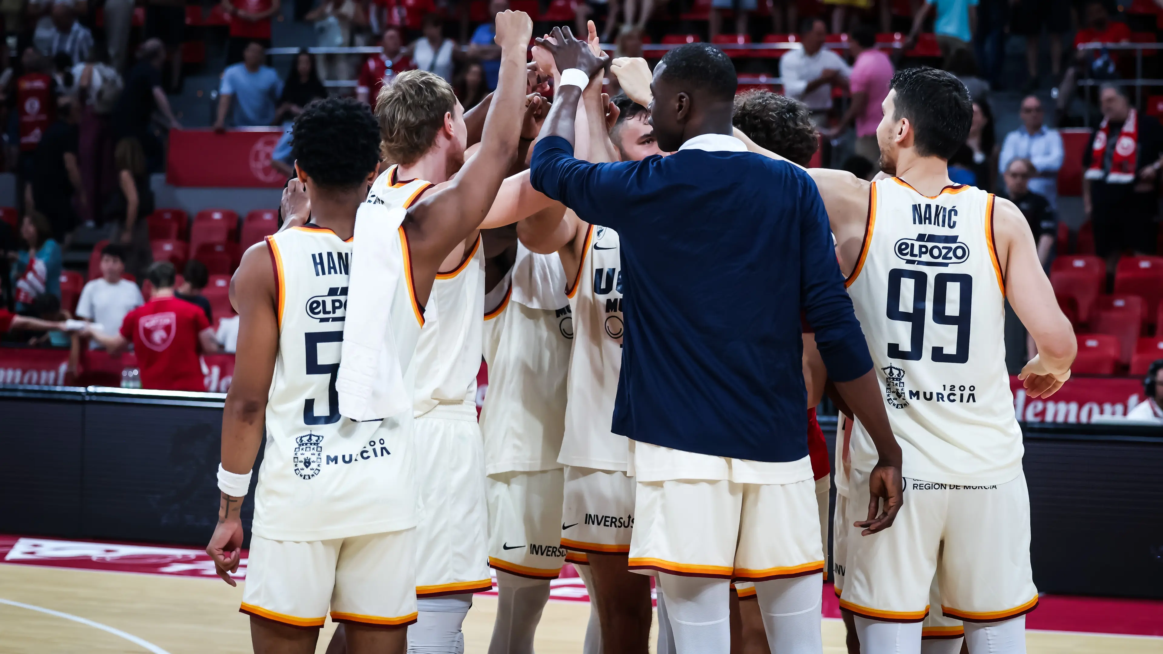 ACB: UCAM Murcia Holds Second Place with Victory in Zaragoza (90-100)