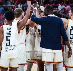ACB: El UCAM Murcia mantiene la segunda plaza tras ganar en Zaragoza (90-100)