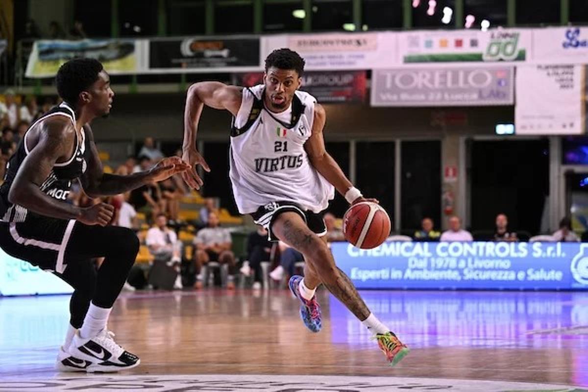 EuroLeague: Derrick Alston despierta interés en Europa, pero la Virtus quiere blindarle
