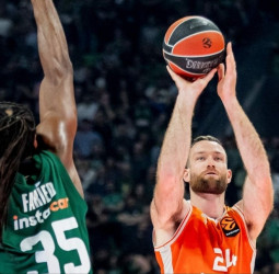 EuroLeague: Valencia asalta de nuevo el OAKA y lleva la serie al quinto partido (86-89) [2-2]