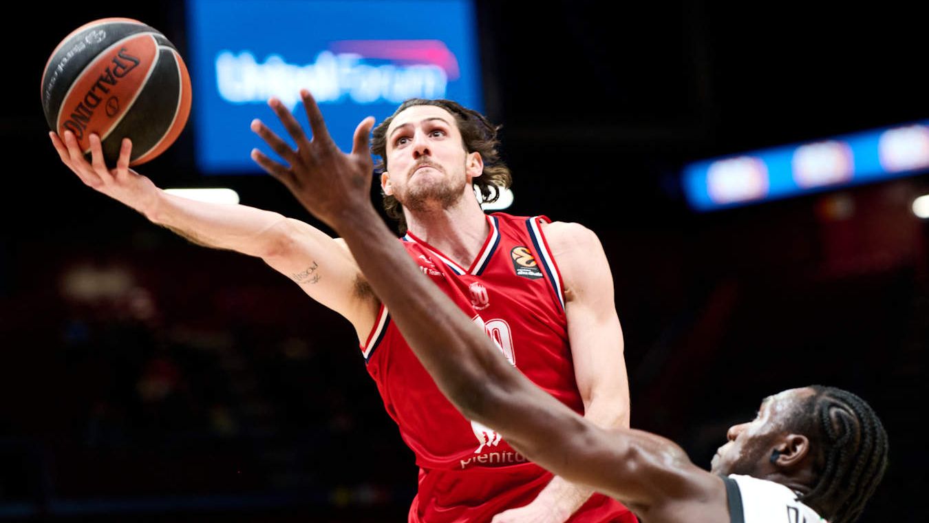 El Milan golpea primero en Brescia y toma ventaja en semifinales de la Lega (72-88)