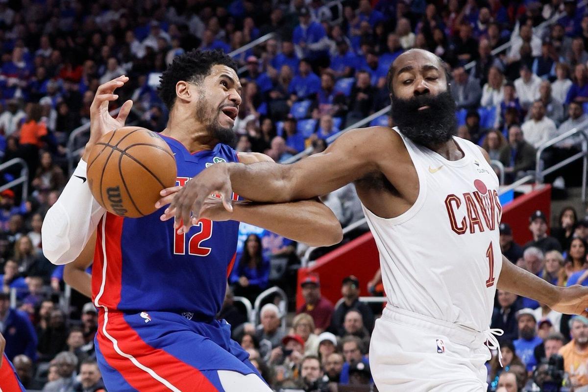 NBA: James Harden rescata a Cleveland Cavaliers en la prórroga y deja contra las cuerdas a Detroit Pistons (117-113)