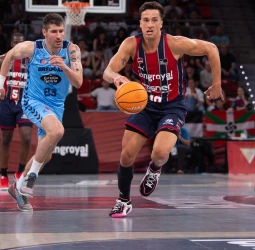 El Kosner Baskonia acelera hacia la zona alta tras superar de forma clara al Río Breogán (112-84)
