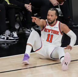 NBA Finals: Jalen Brunson lidera la remontada de New York Knicks y golpea primero en las Finales (105-95)