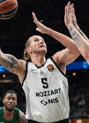 Valencia Basket se interesa por Dylan Osetkowski