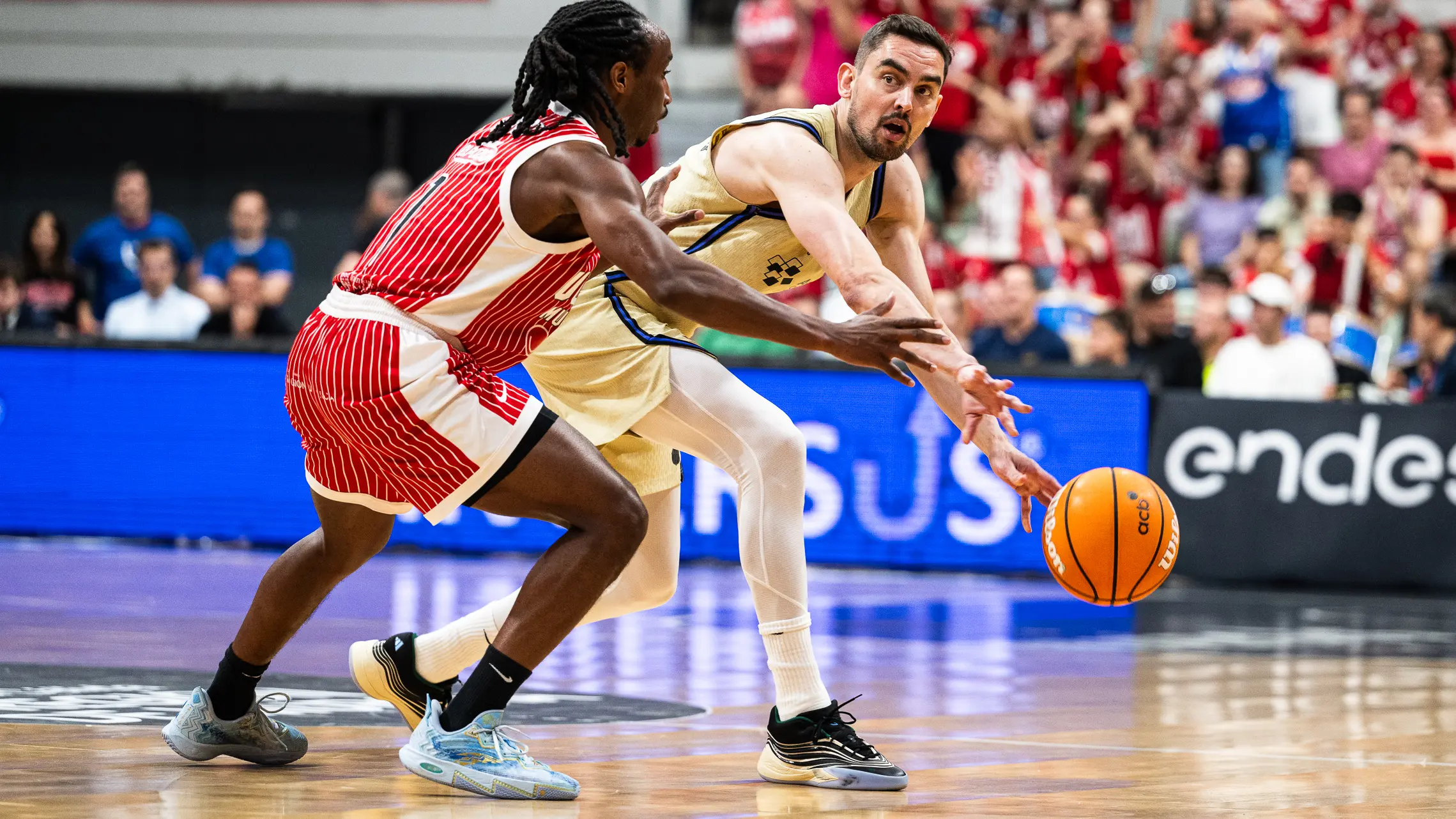 El Barça recupera su mejor versión en Murcia y se acerca a las semifinales (68-91)
