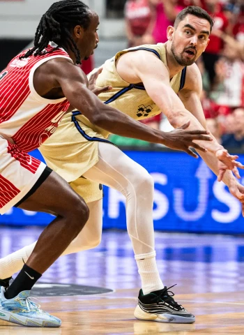 El Barça recupera su mejor versión en Murcia y se acerca a las semifinales (68-91)