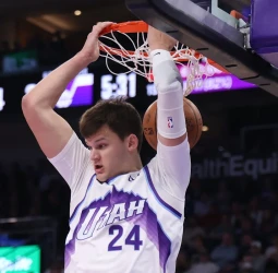 Los Lakers miran a Walker Kessler para reforzar la zona