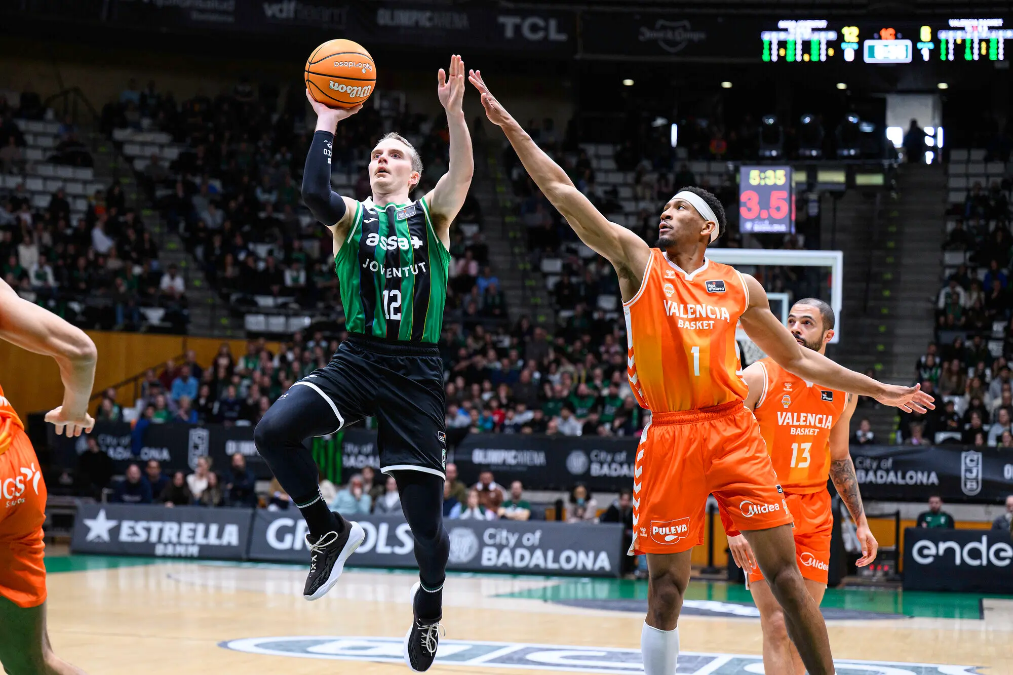 Valencia Basket vs Joventut: Contenders Battle for ACB Finals Spot