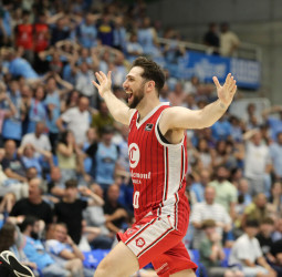Casademont Zaragoza prepara cambios: Marco Spissu no seguirá y Santi Yusta apunta a salir