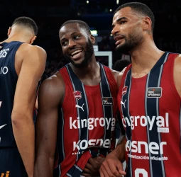 Baskonia golpea primero ante la Penya y se acerca a semifinales (85-71)