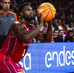 Melvin Ejim seguirá liderando al Força Lleida hasta 2028